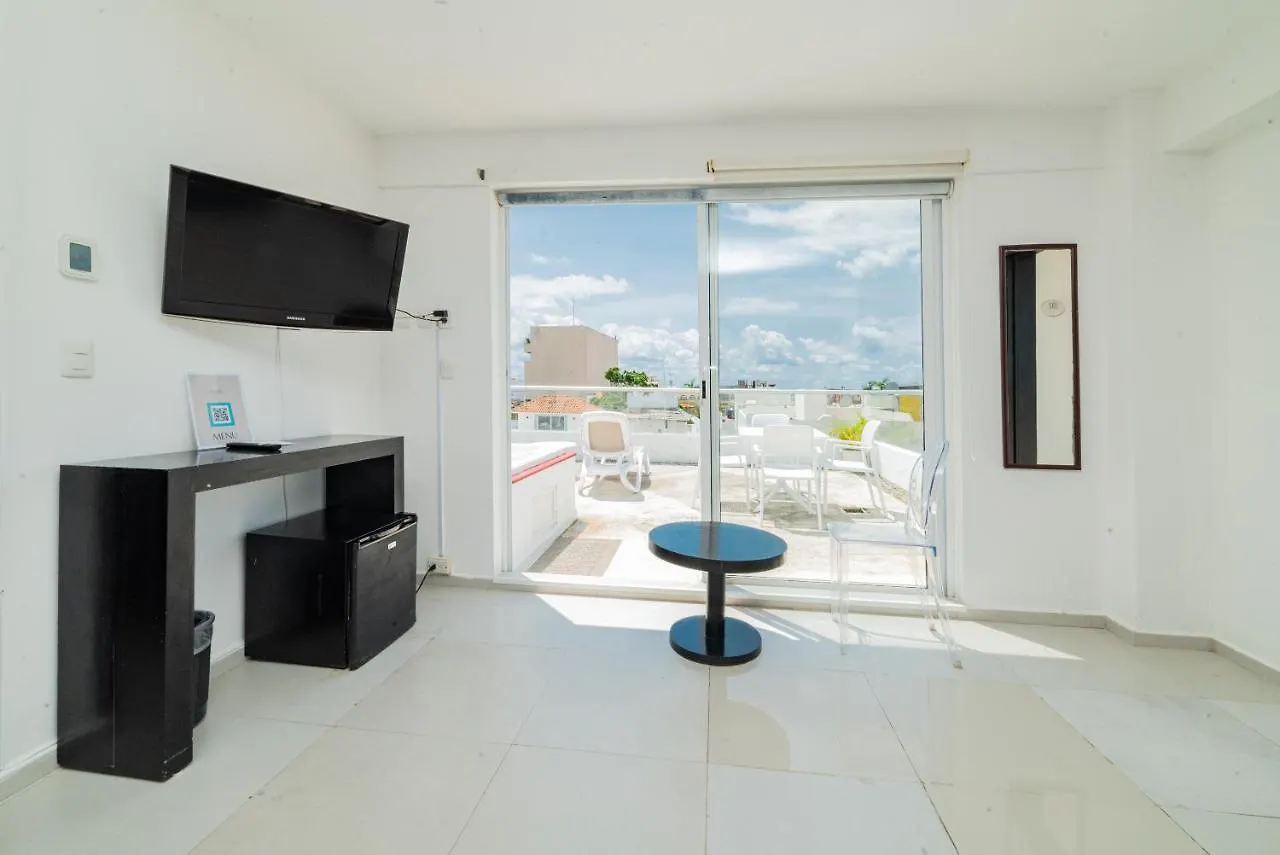 Hotel Cache Playa del Carmen 3*,